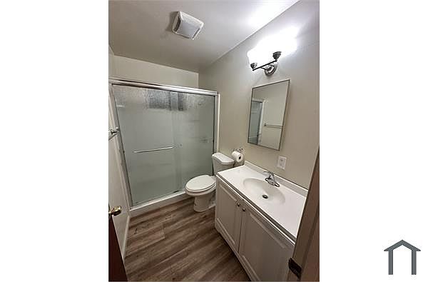 423 40th St photo 4