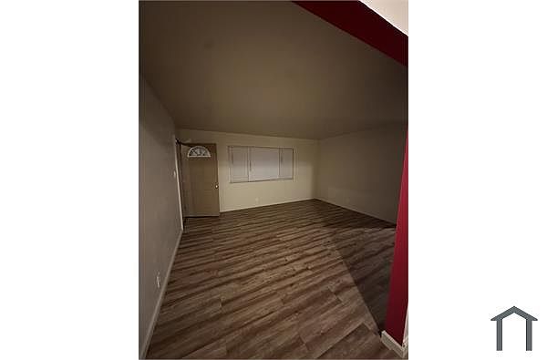 423 40th St photo 3