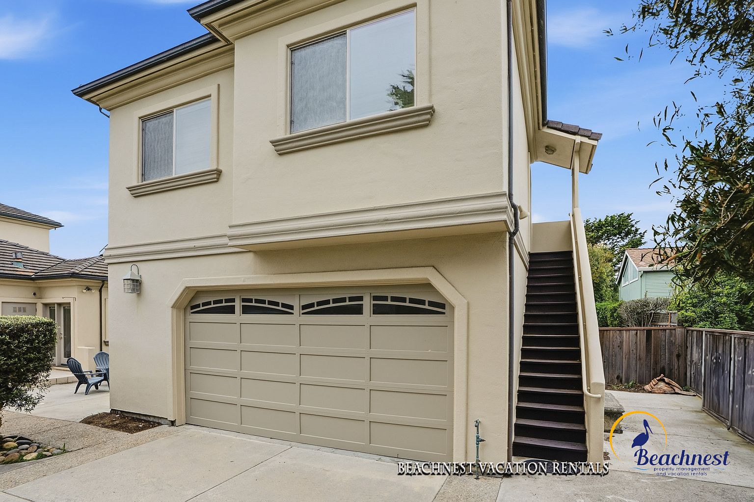 940 W Cliff Dr photo 3
