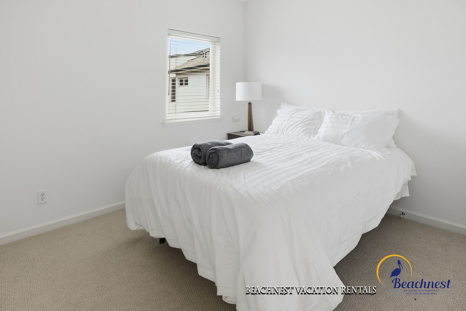 940 W Cliff Dr photo 5