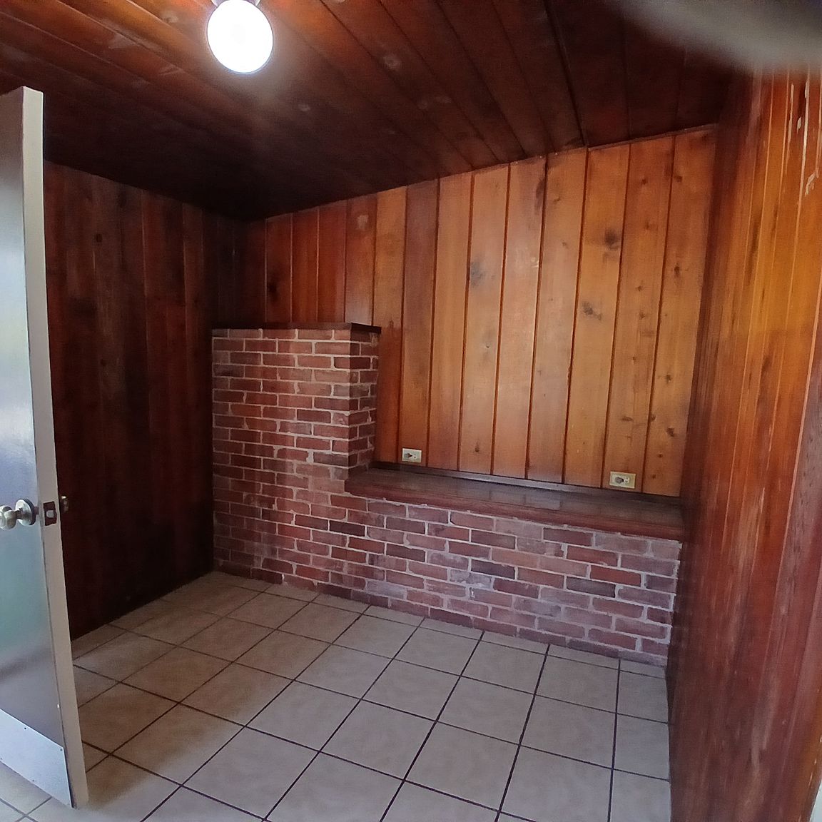 3682 Herman Ave photo 3