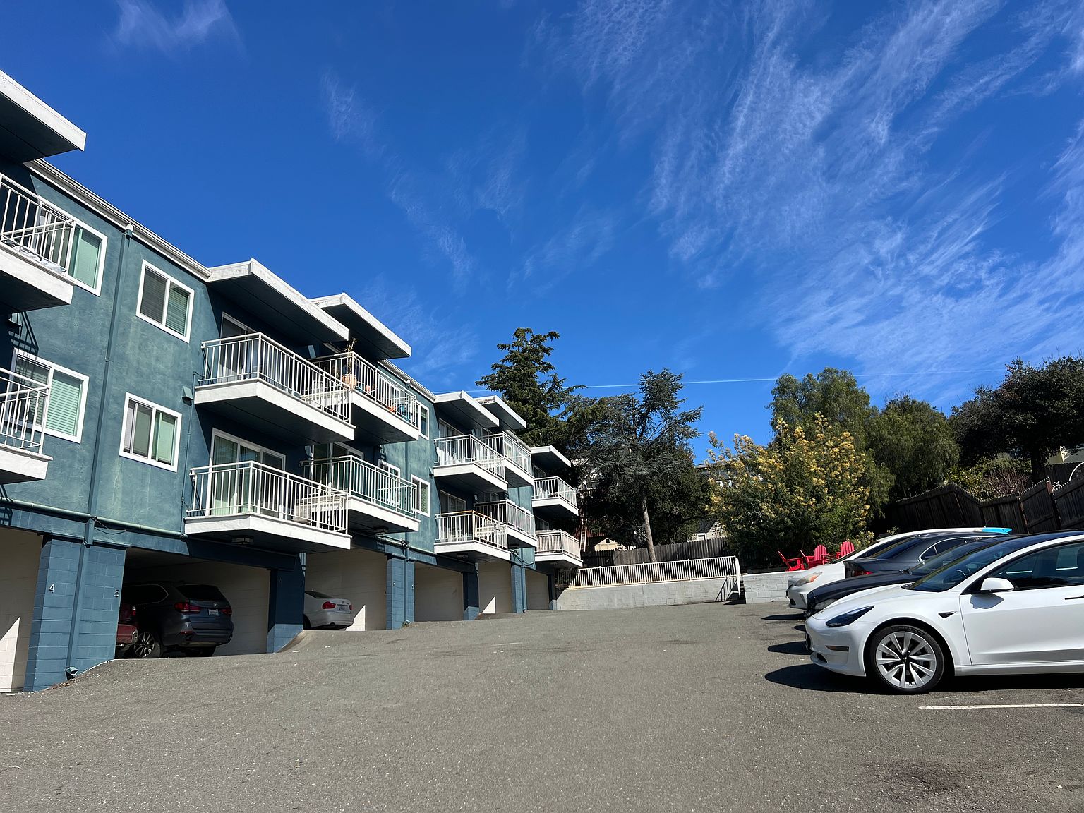 Hilborn Apartments photo 4