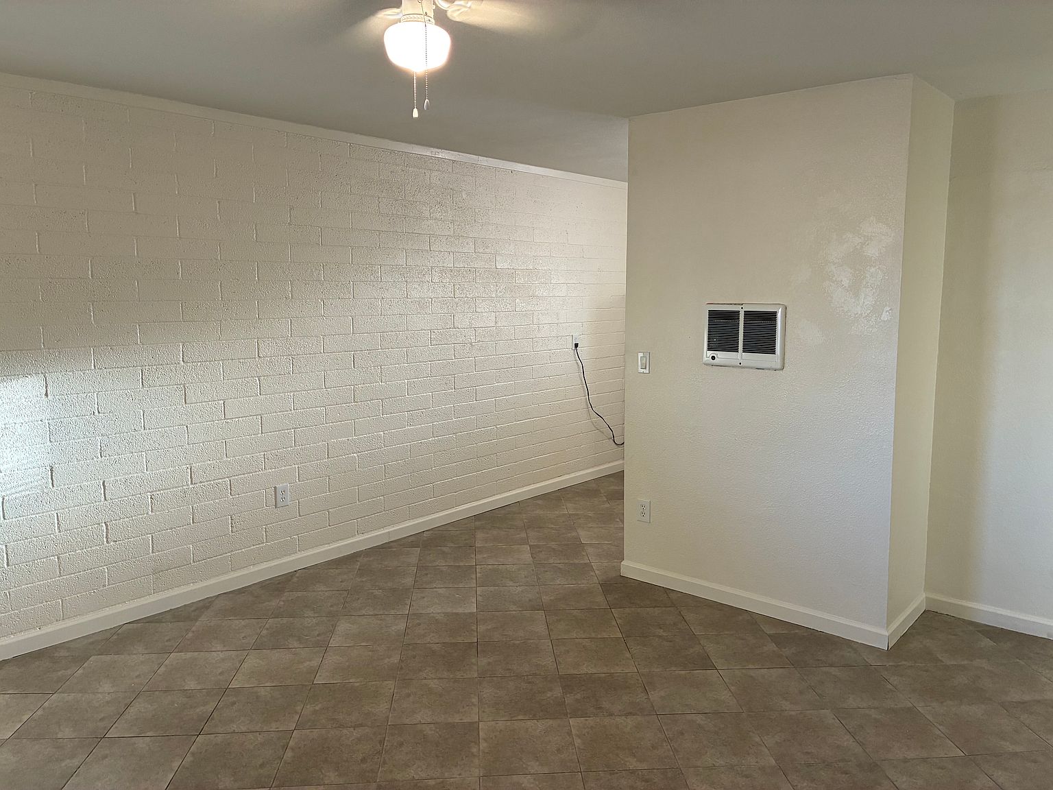 14610 N Alto St photo 2