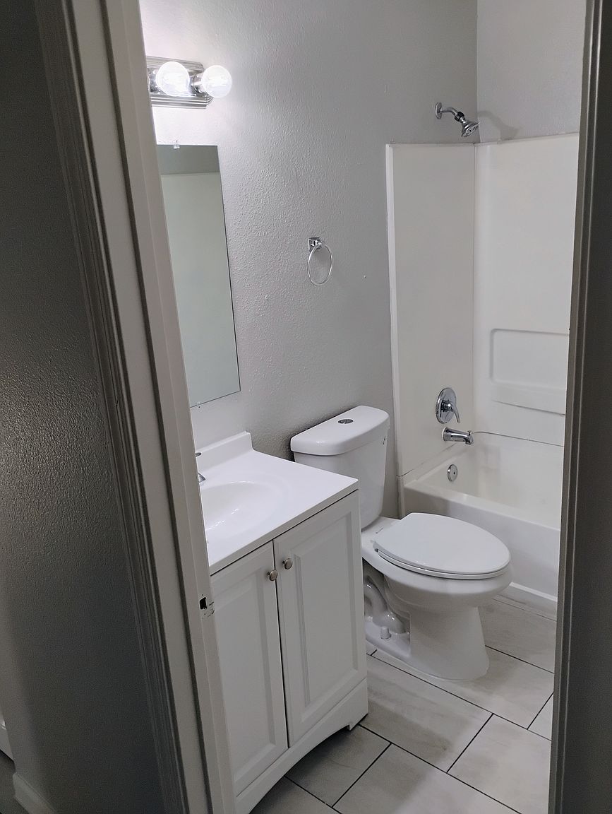 936 W Mountain View Rd Phoenix, AZ 85021 photo 5