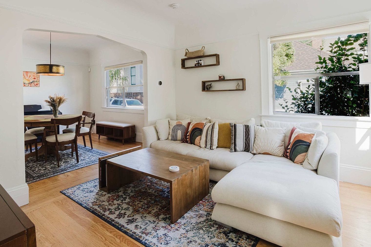 3791 Latimer Pl Oakland, CA 94609 photo 3