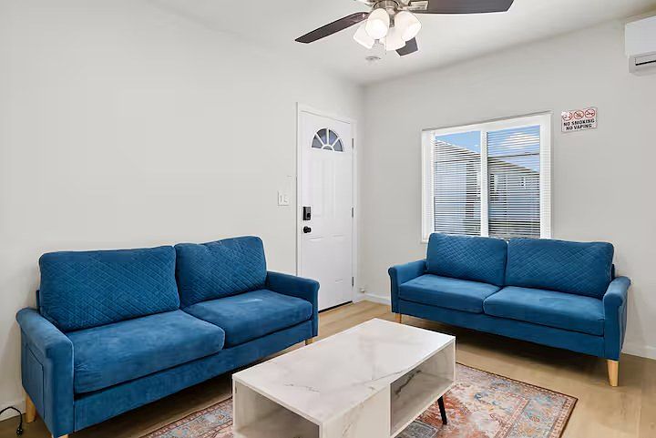 4361 37th St photo 2