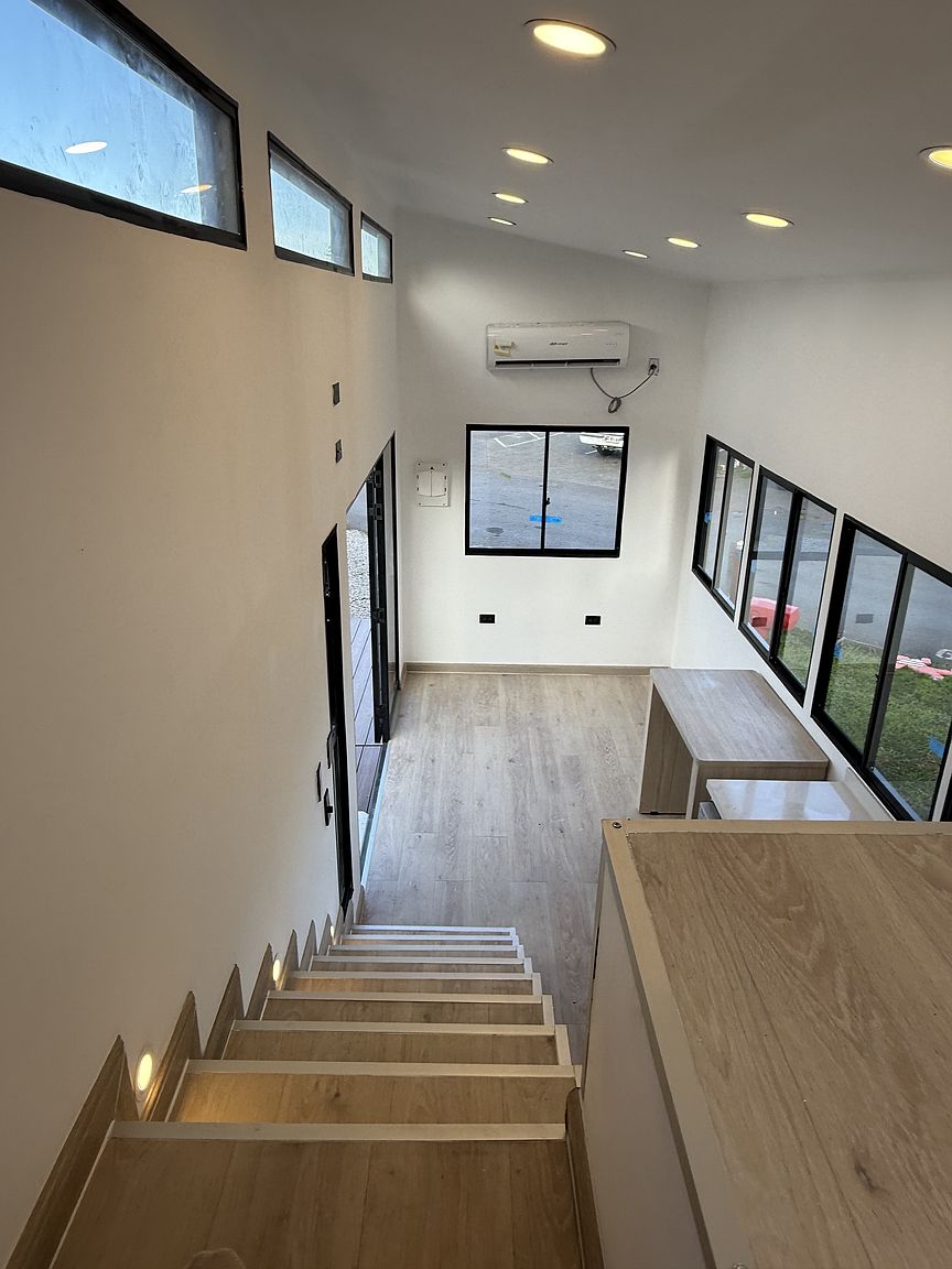 27 Varda St photo 3