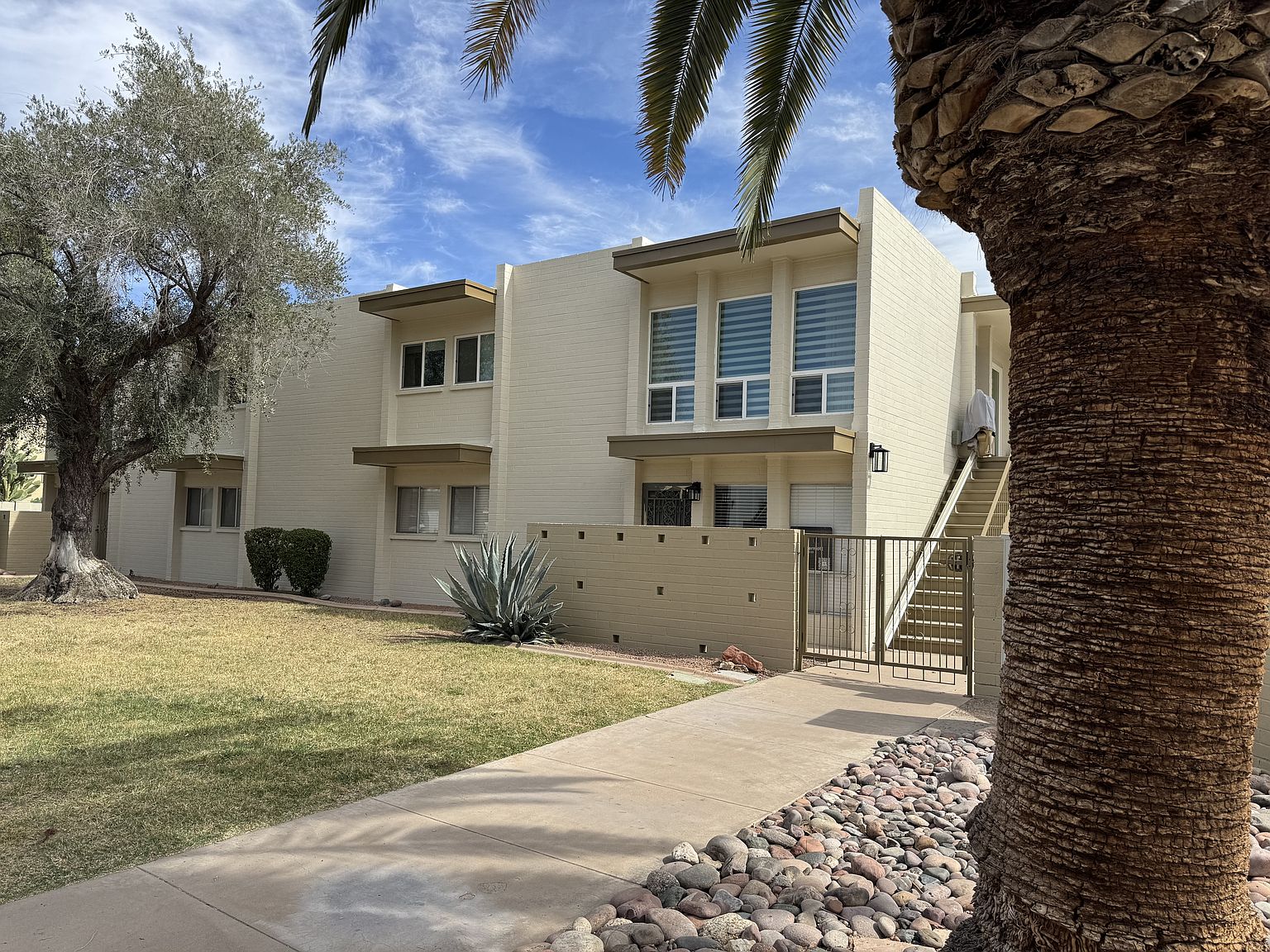 4917 N 73rd St Scottsdale, AZ 85251 photo 2
