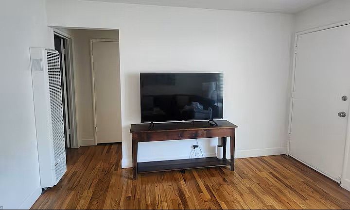 Apartments on Lincoln St · Santa Clara photo 5