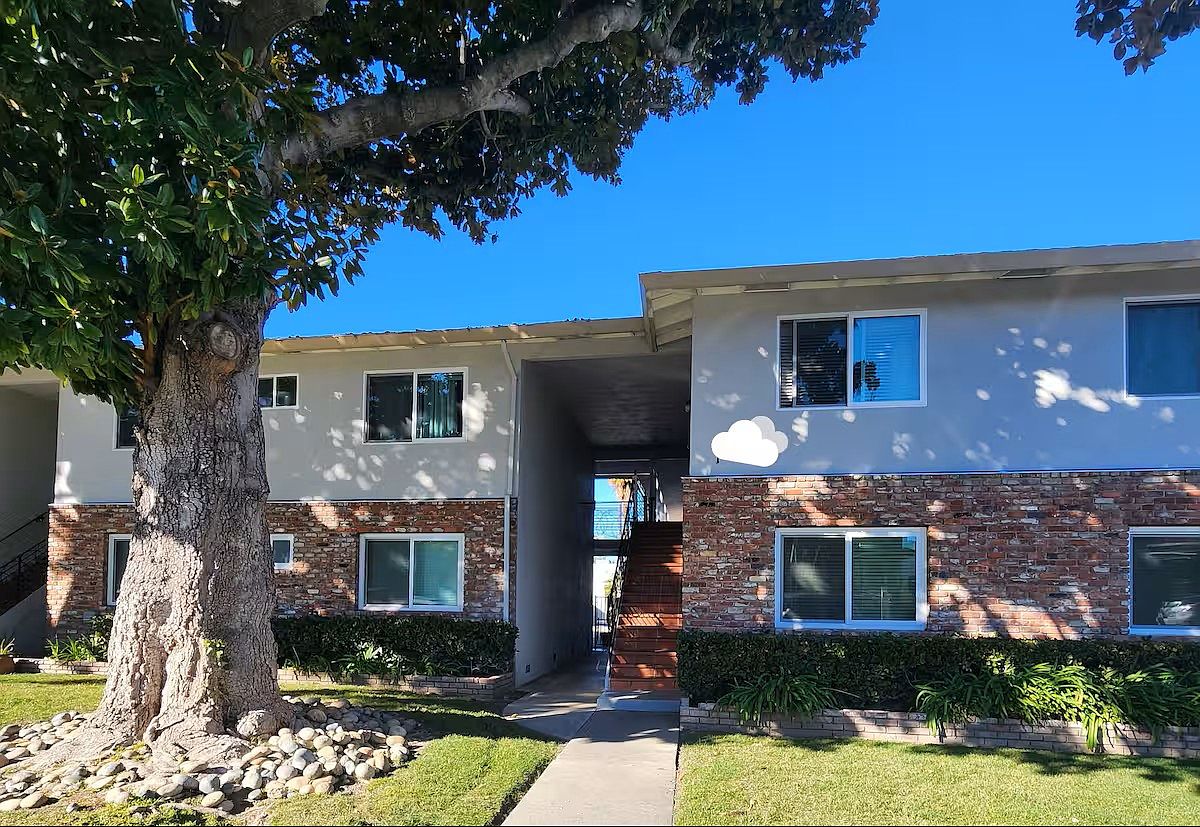 Apartments on Lincoln St · Santa Clara photo 2