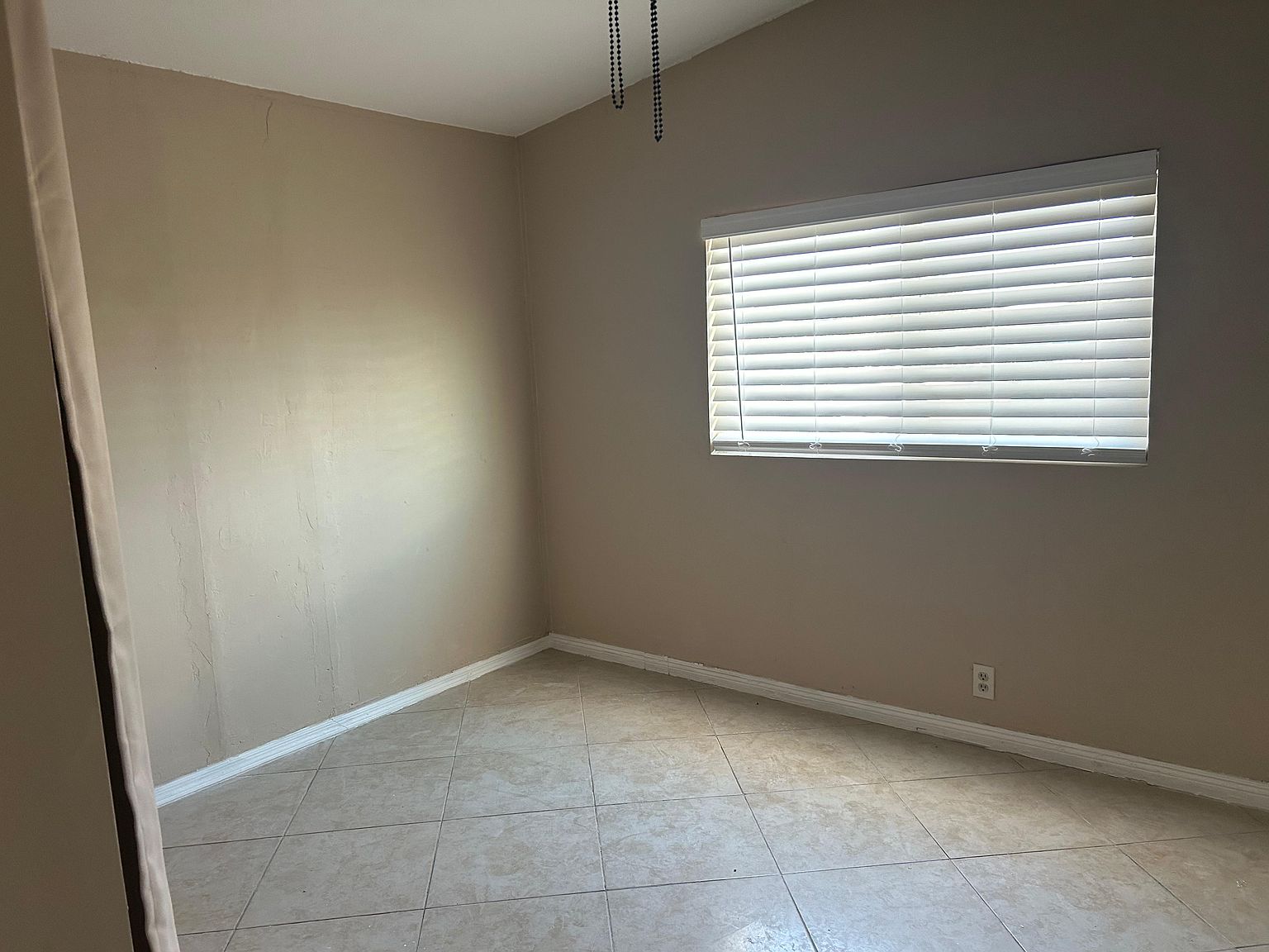 6627 S 22nd Pl photo 4