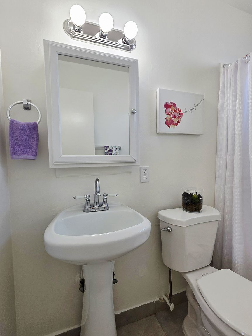 1552 Orchard Ave photo 5