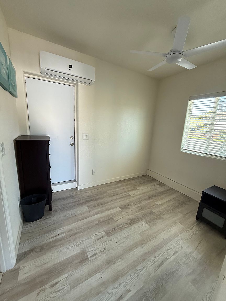 3509 Pomeroy St photo 4