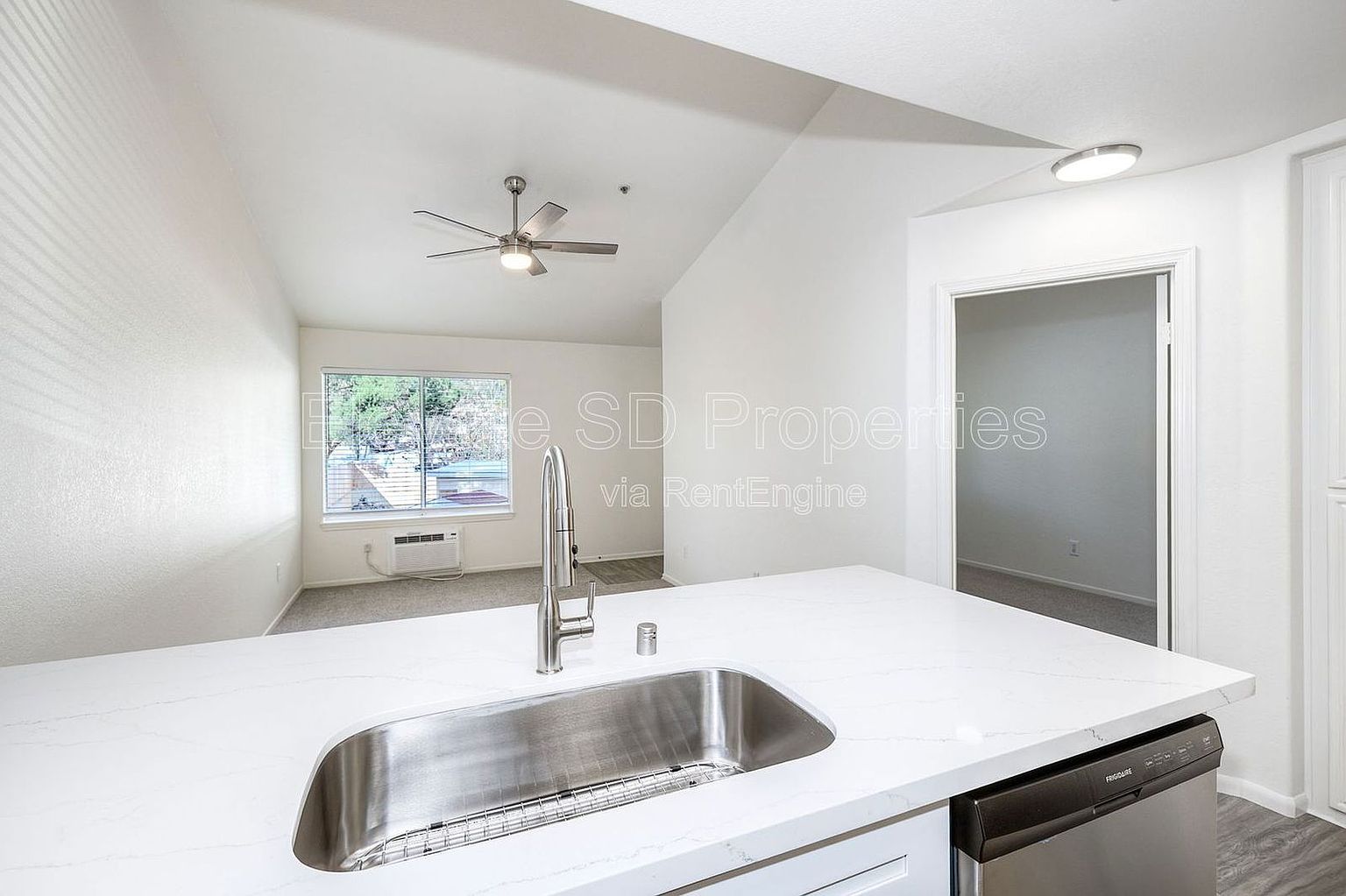9430 Winter Gardens Blvd photo 5
