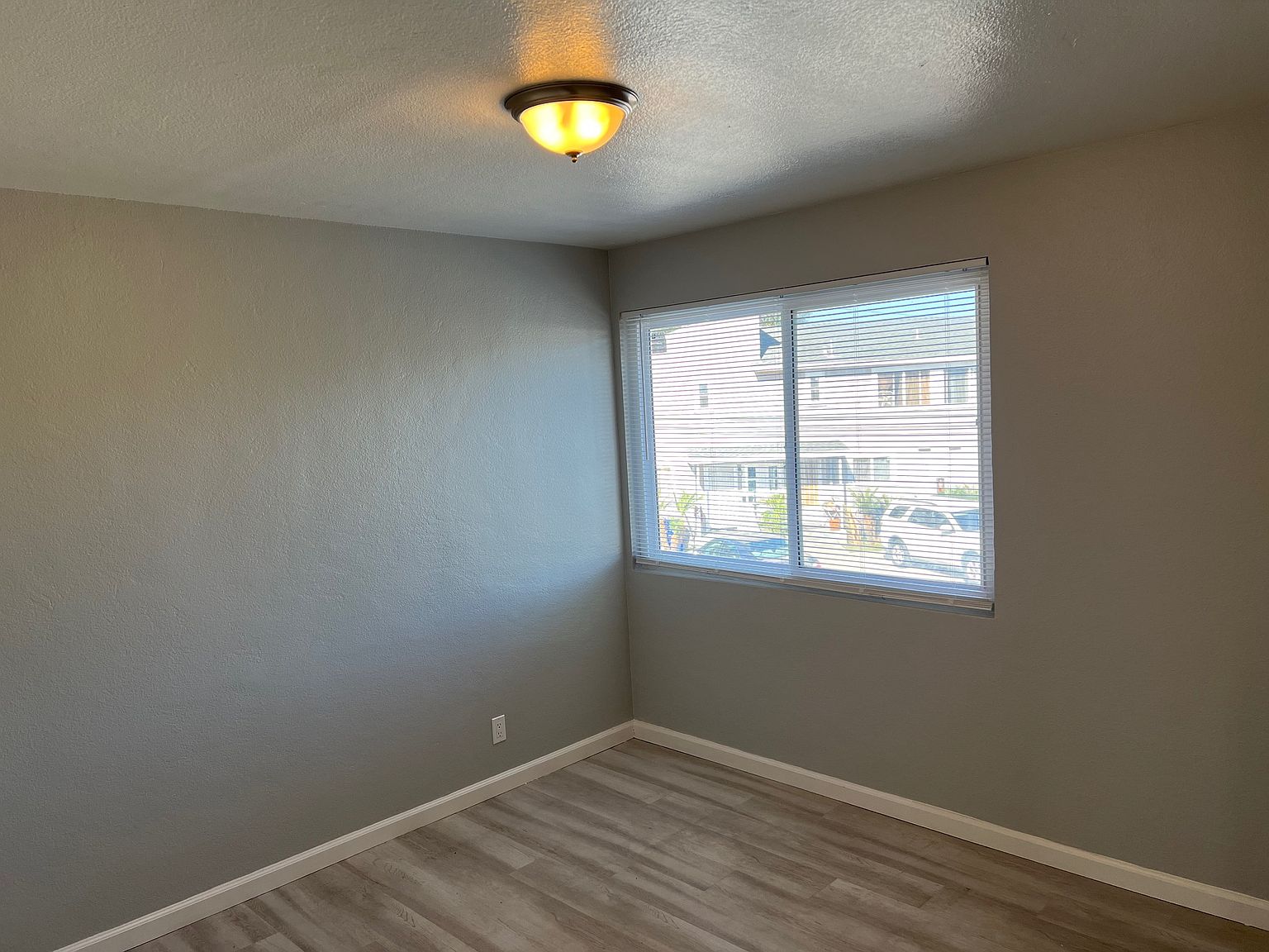 6534 Kelly St photo 2