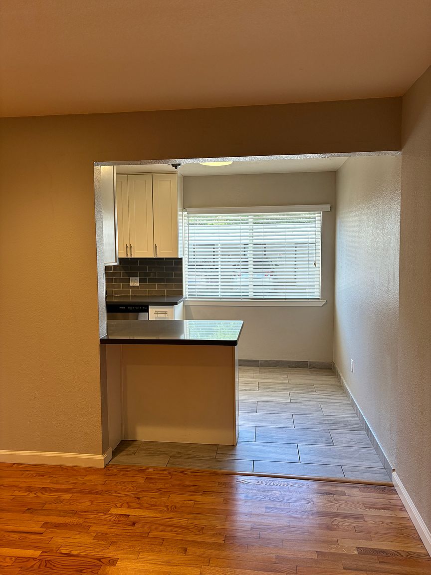 209 Milbrae Lane, Los Gatos, CA 95032 photo 4