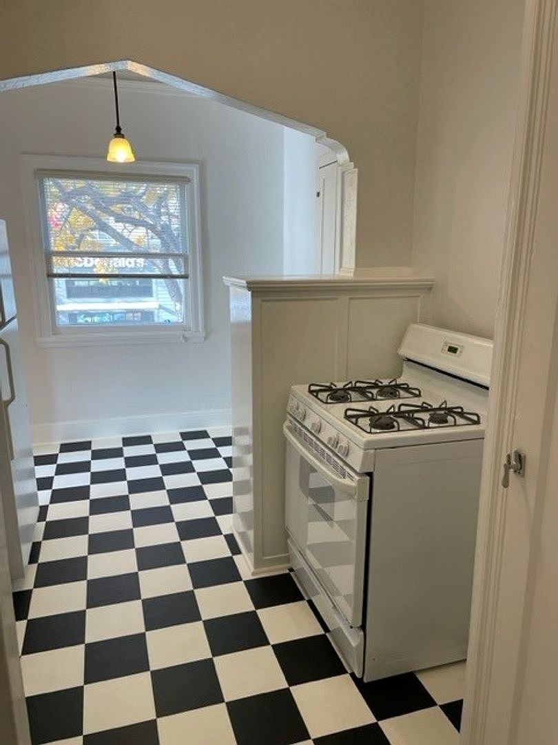 Central Apartments photo 2