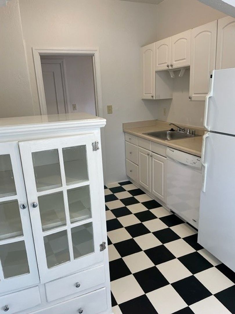 Central Apartments photo 5