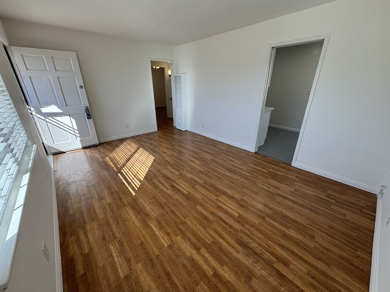 5062.5 Santa Monica Ave #5062.5 photo 5