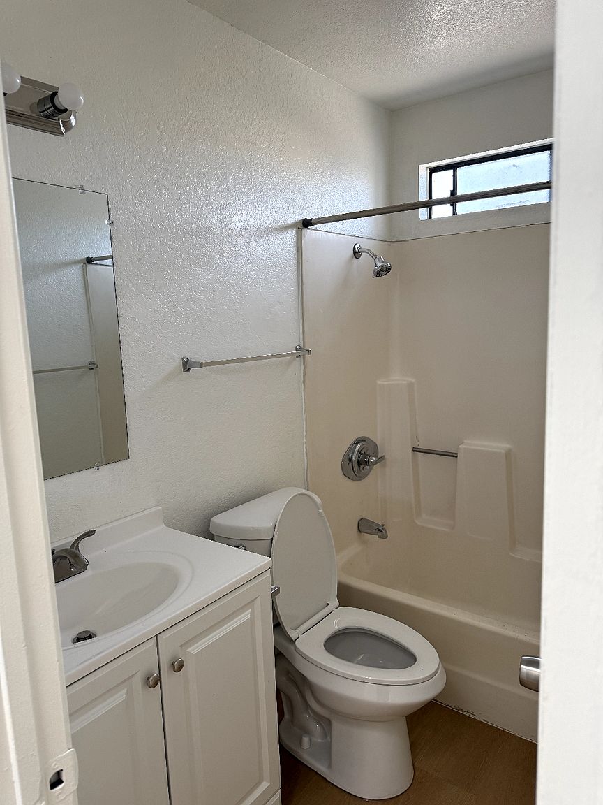 3730 43rd St photo 5