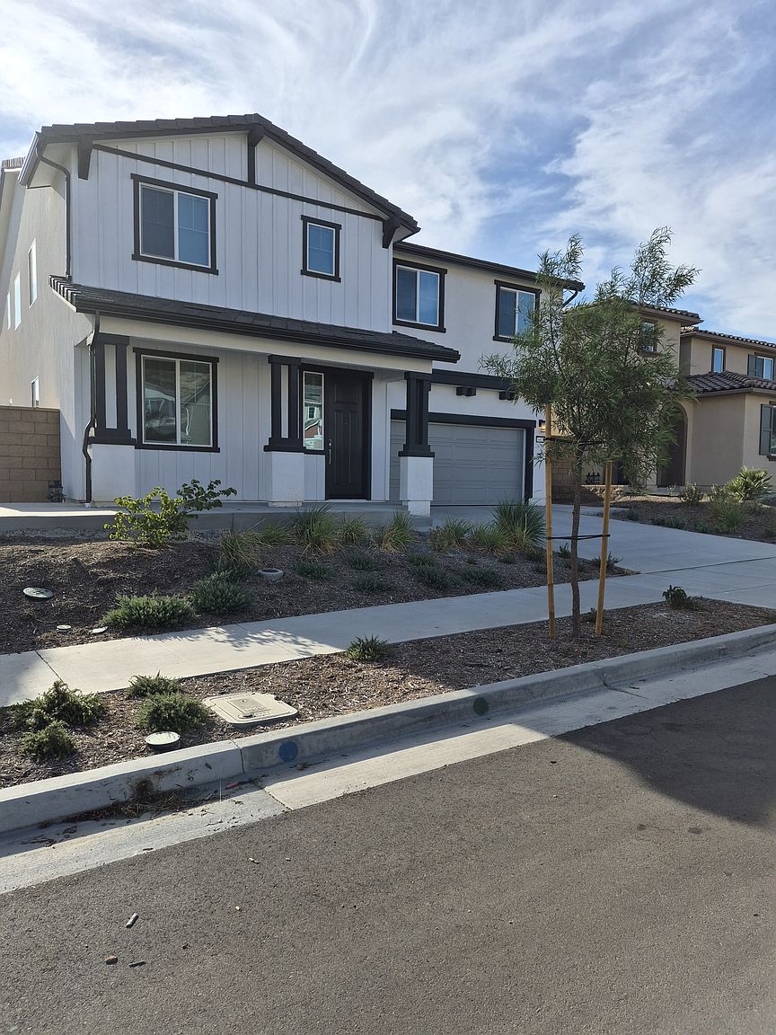 34621 Clementine St photo 2