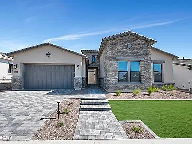 21688 West Monterosa Street photo 2