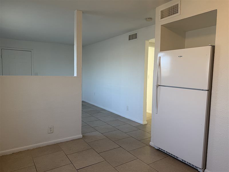 2553 E Pueblo Ave photo 5