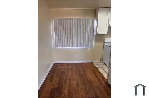 1816 J Ave photo 2