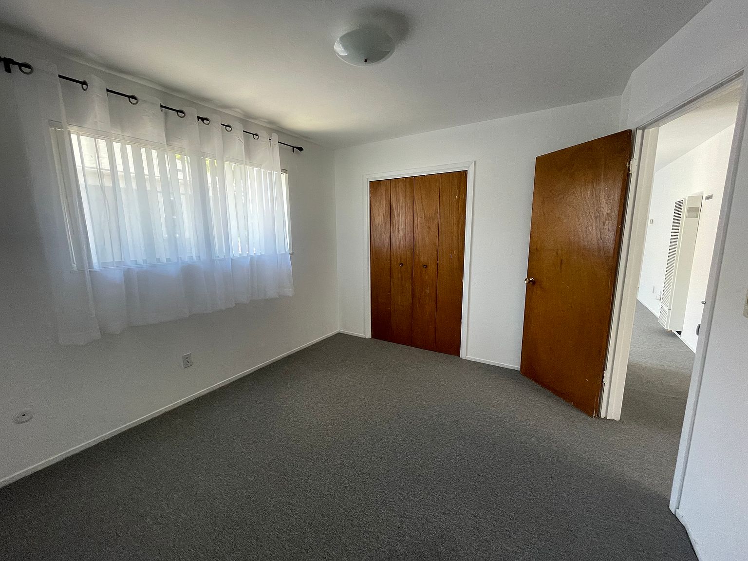 1340 Berkeley Way photo 3