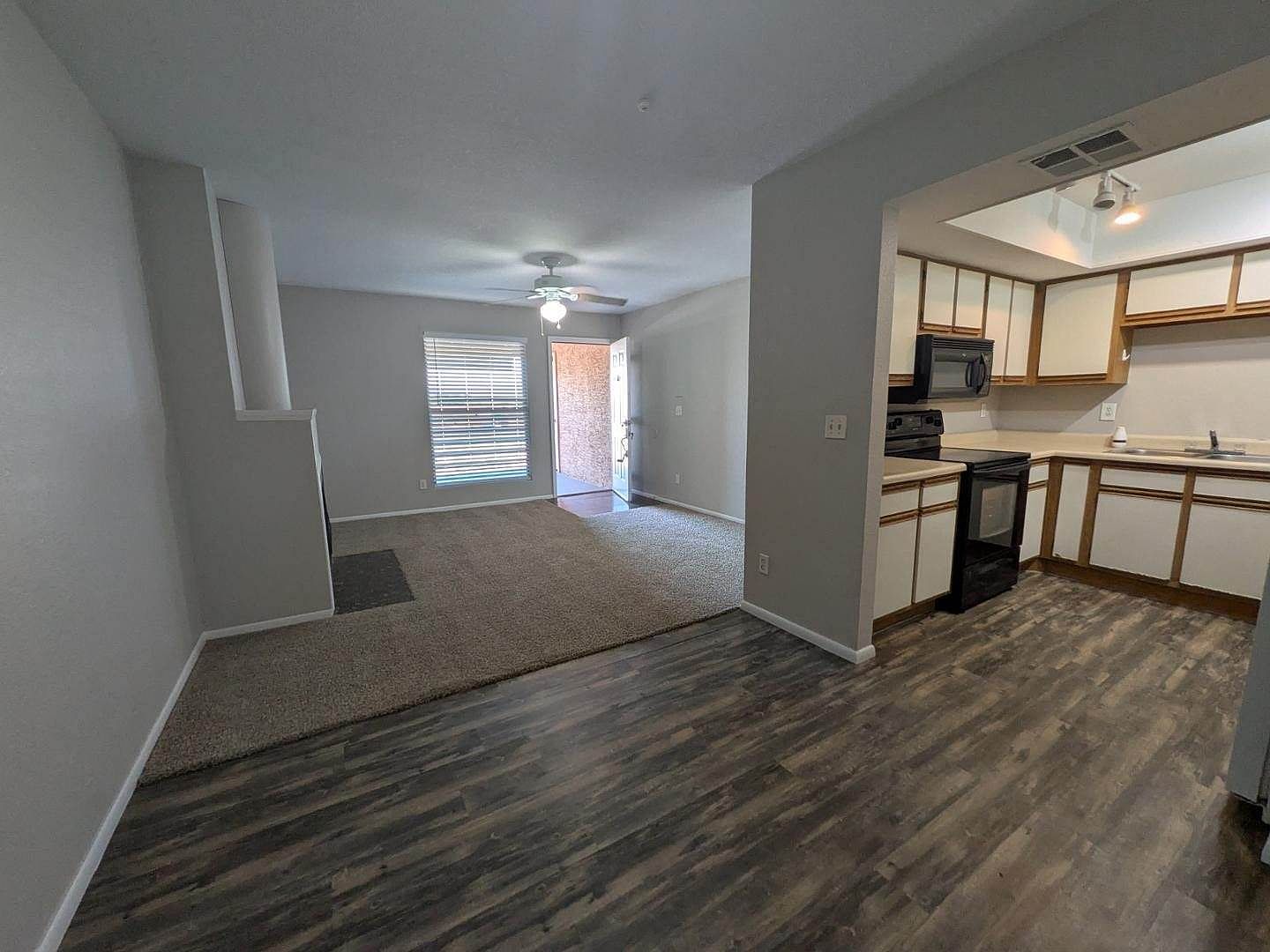 1340 N Recker Rd Mesa, AZ 85205 photo 4