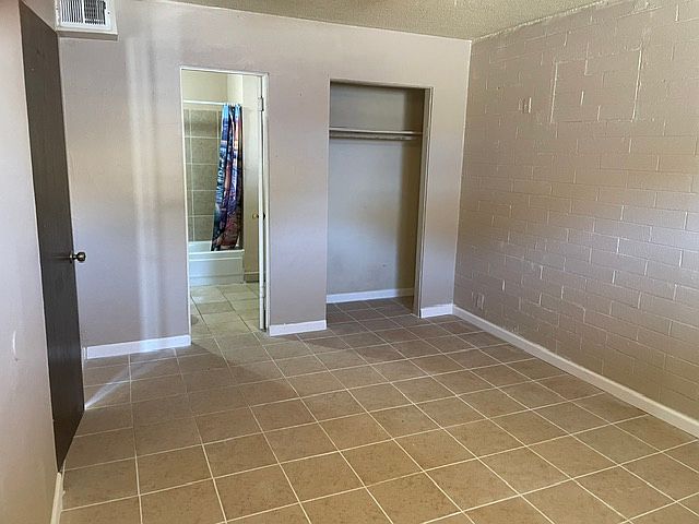 1327 W Sahuaro Dr photo 5