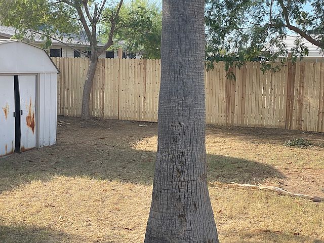 1327 W Sahuaro Dr photo 4