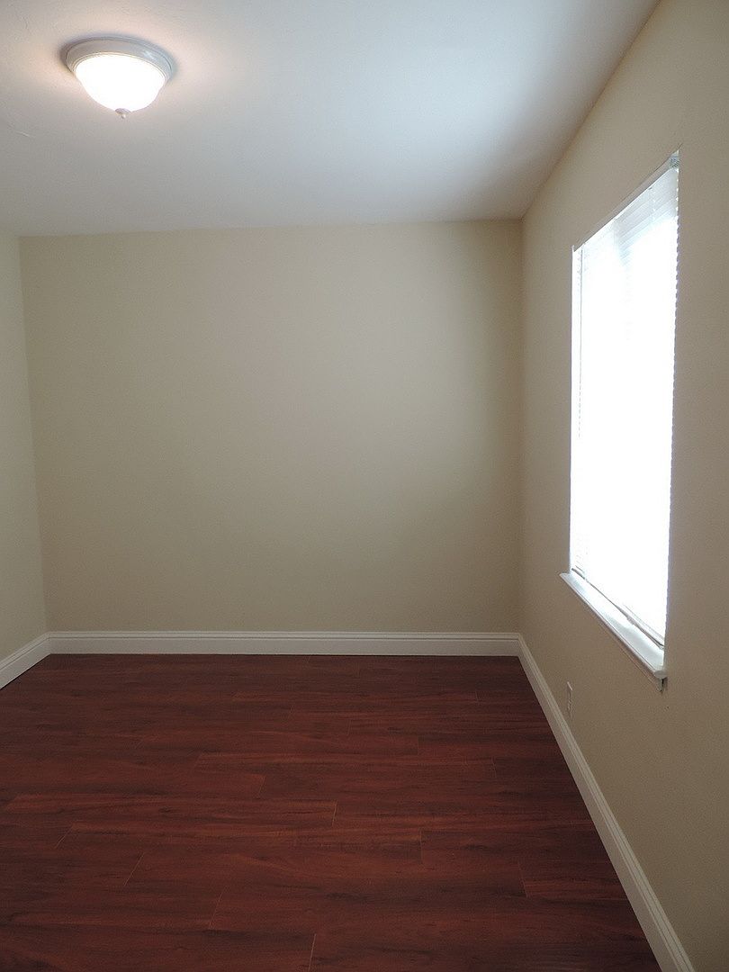 201 Third Ave unit 211 Third Avenue, Unit #3 photo 3