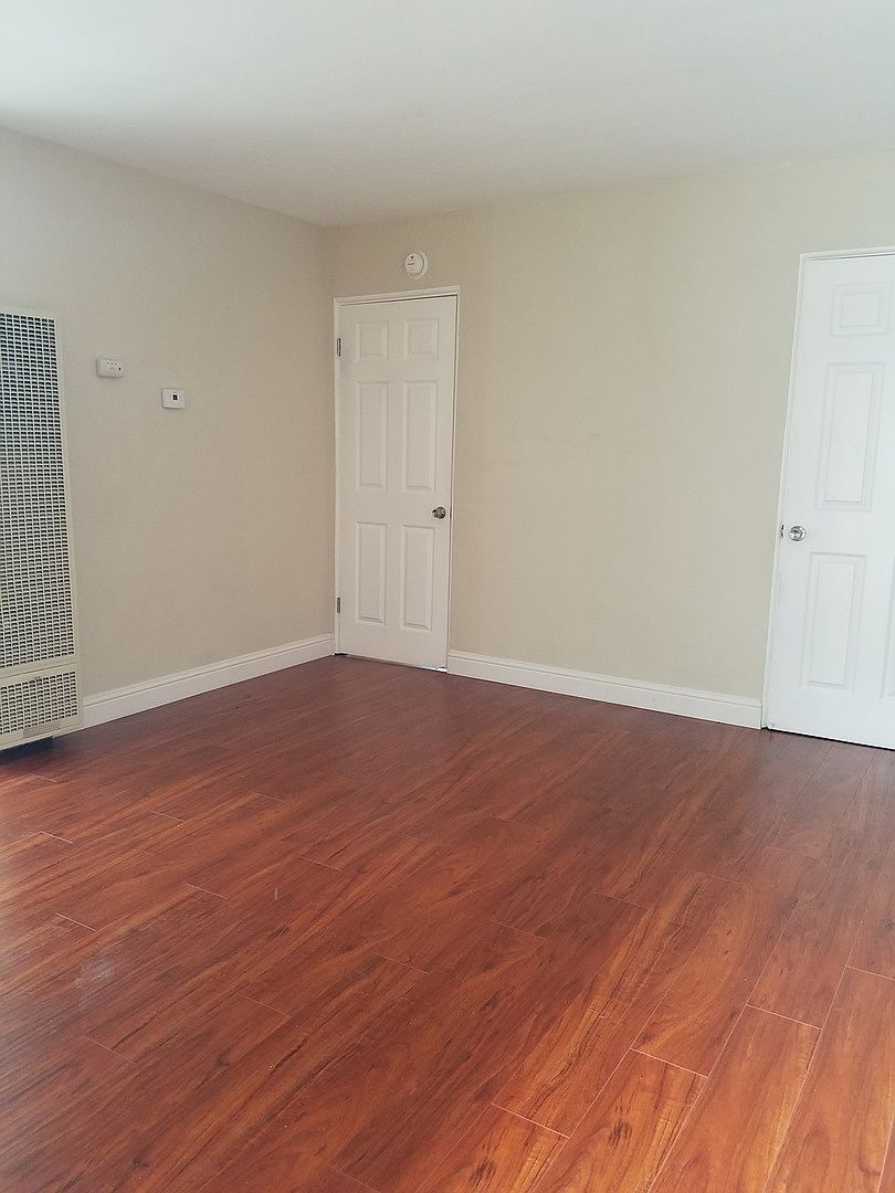 201 Third Ave unit 211 Third Avenue, Unit #3 photo 5