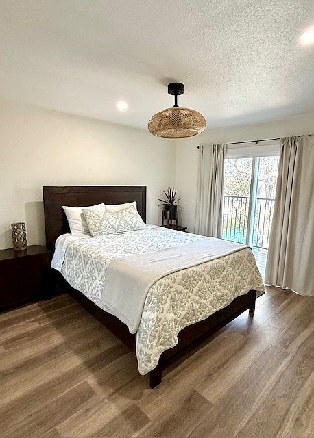 3942 Manzanita Dr photo 3