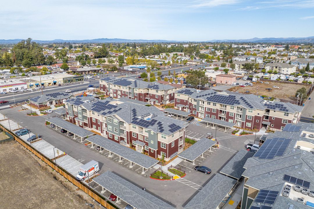 1BR/1BA Apartment on Santa Rosa Avenue · Santa Rosa photo 5