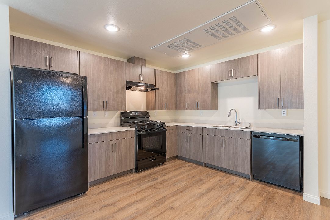 1BR/1BA Apartment on Santa Rosa Avenue · Santa Rosa photo 2