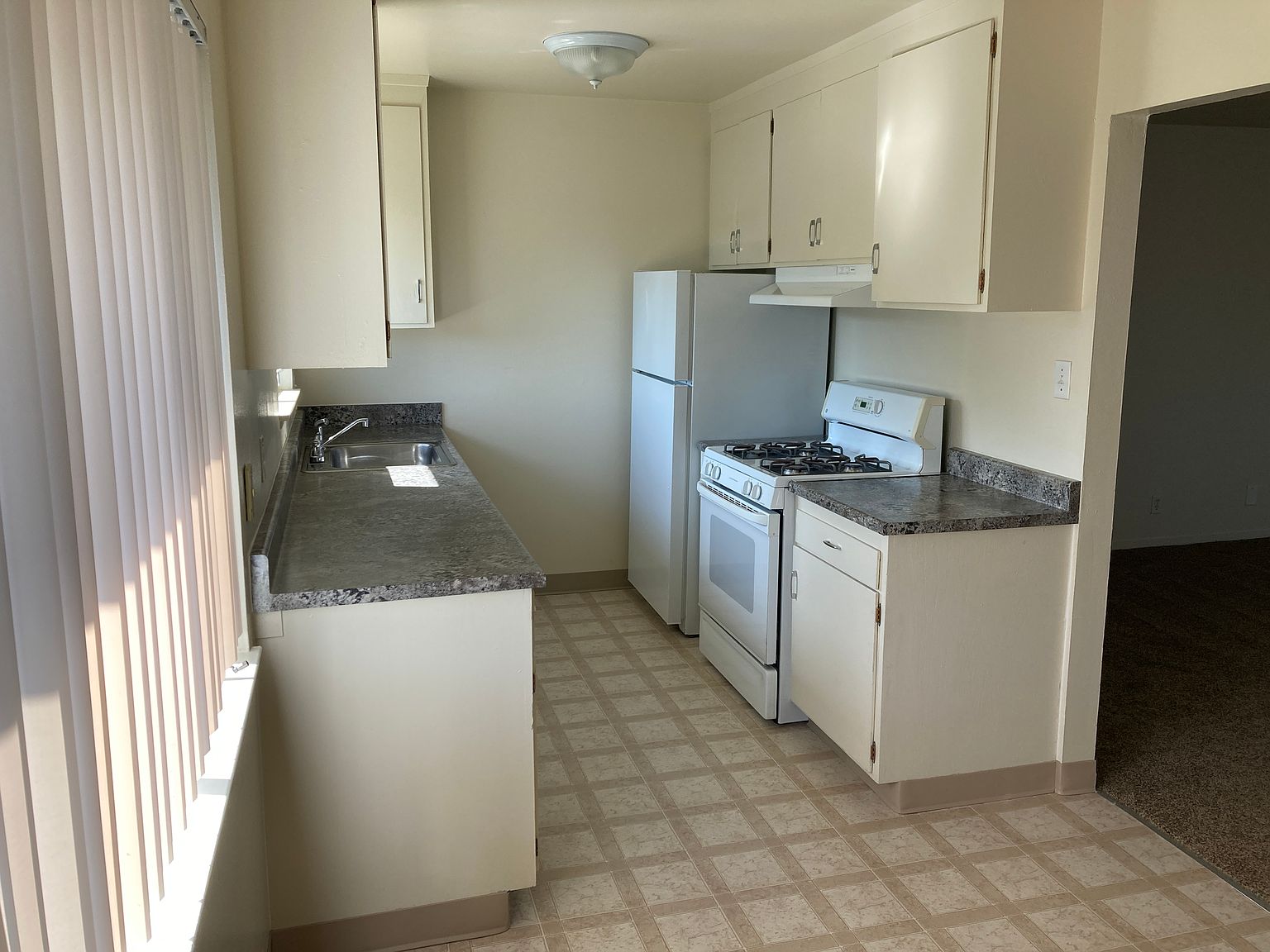 1514 Lincoln Blvd Tracy, CA 95376 photo 2
