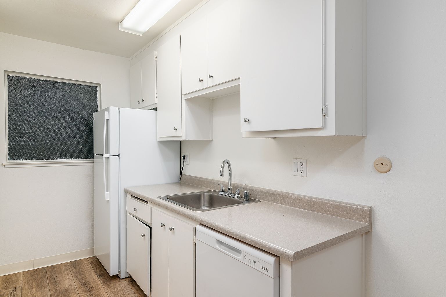 521 Alameda del Prado photo 4