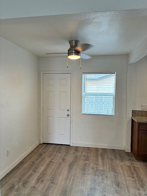 4582 Polk Ave photo 3