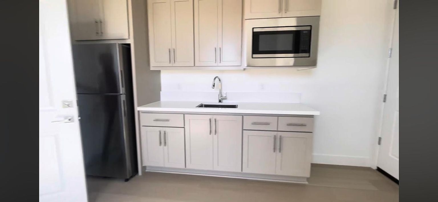 38 East Stefano Avenue, Tracy, CA 95391 photo 3