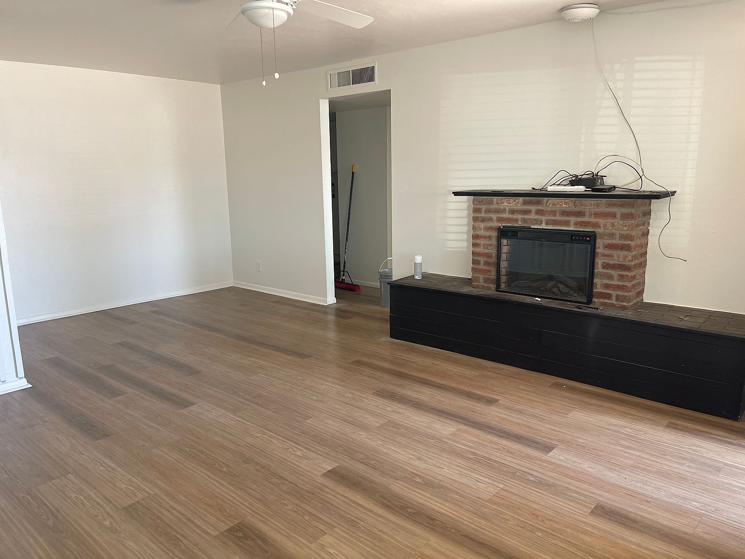 317 N Elm St Gilbert, AZ 85234 photo 5