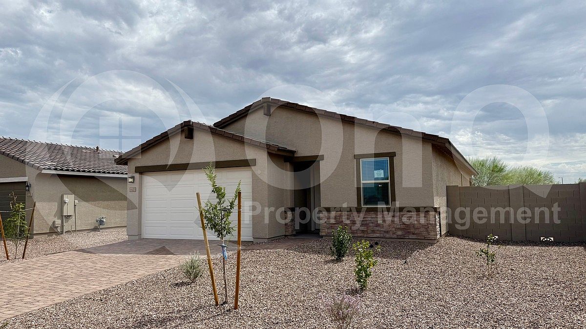 4422 W Hunter Trl San Tan Valley, AZ 85144 photo 2