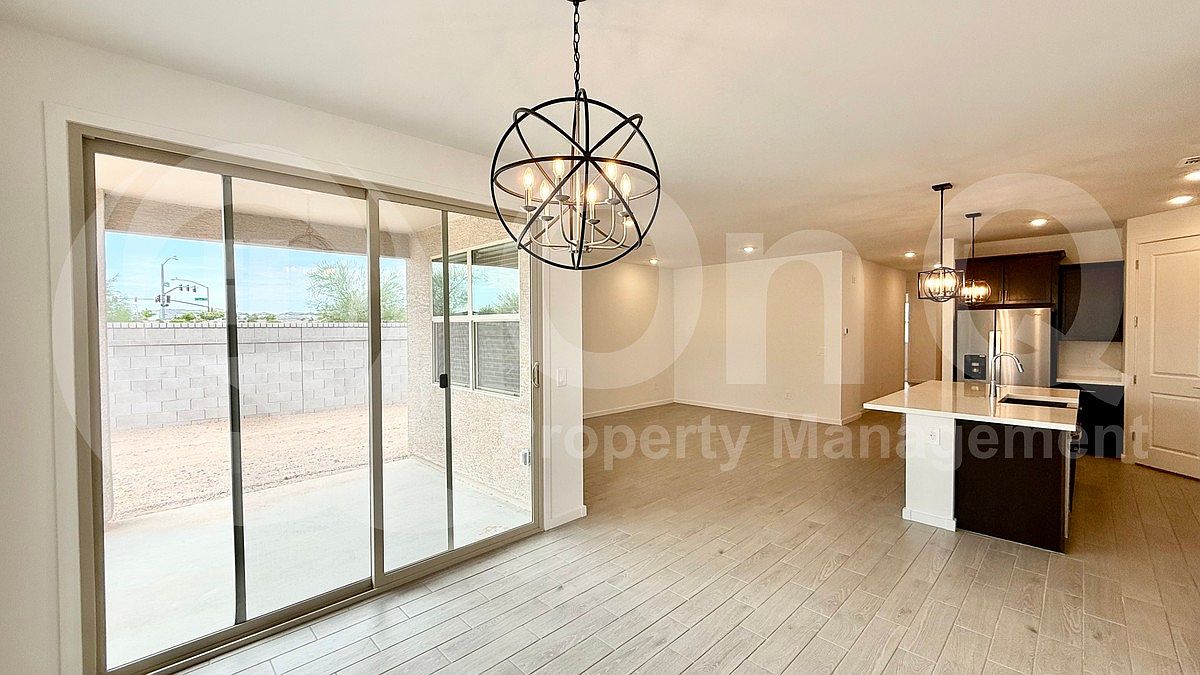 4422 W Hunter Trl San Tan Valley, AZ 85144 photo 5