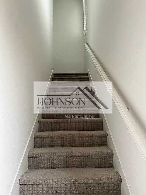 262 E Natasha Ave Tracy, CA 95391 photo 3