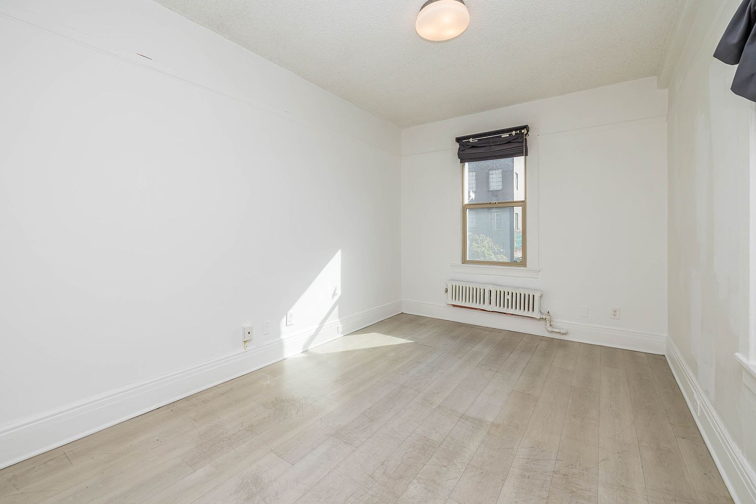 581 Ofarrell St photo 3