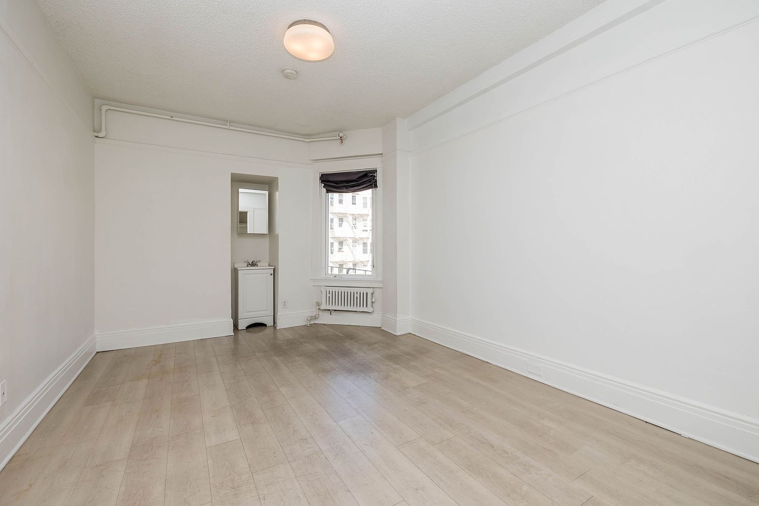 581 Ofarrell St photo 4