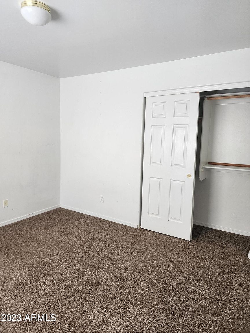 232 W Elm Ave photo 5