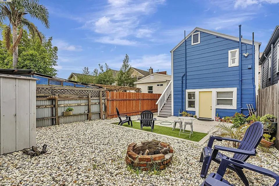 340 Peralta St photo 3