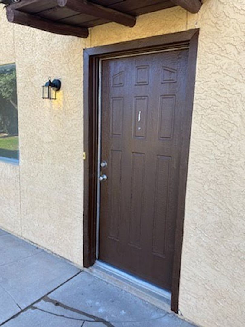 463 E 8th Ave Mesa, AZ 85204 photo 2